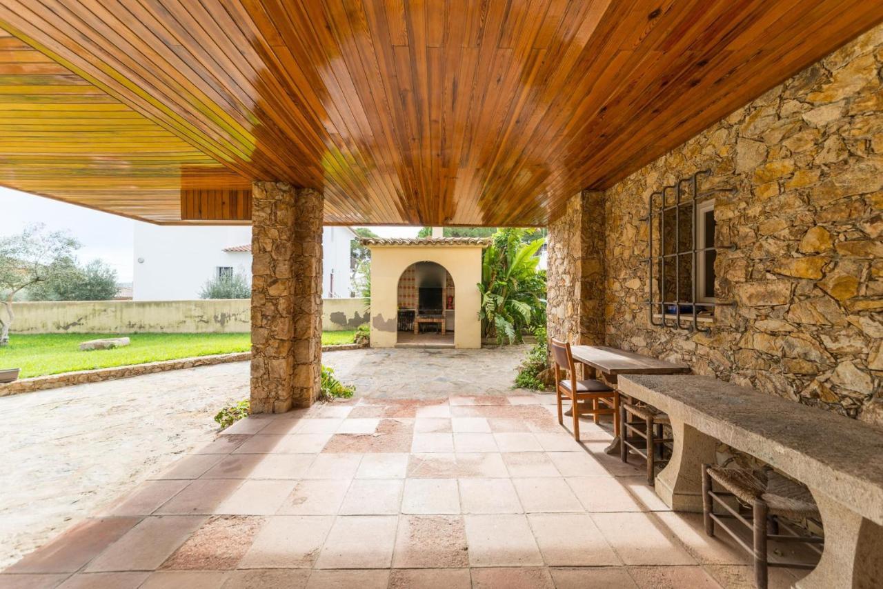 Villa Nuria L'Escala Exterior photo